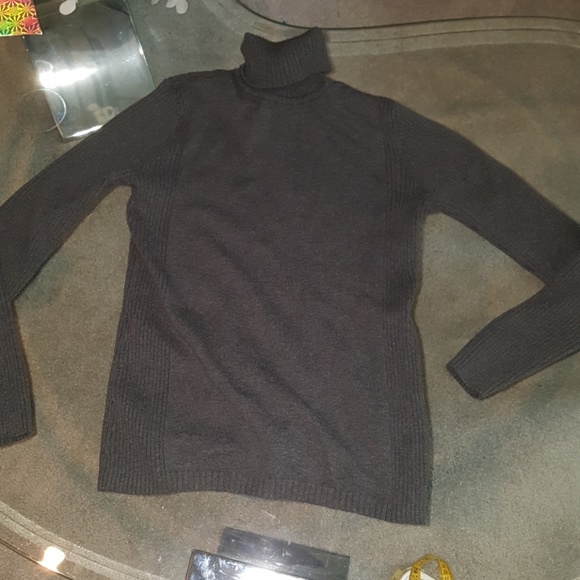 LEO..NIce heavyweight TURTLENECK sweater - Picture 6 of 7